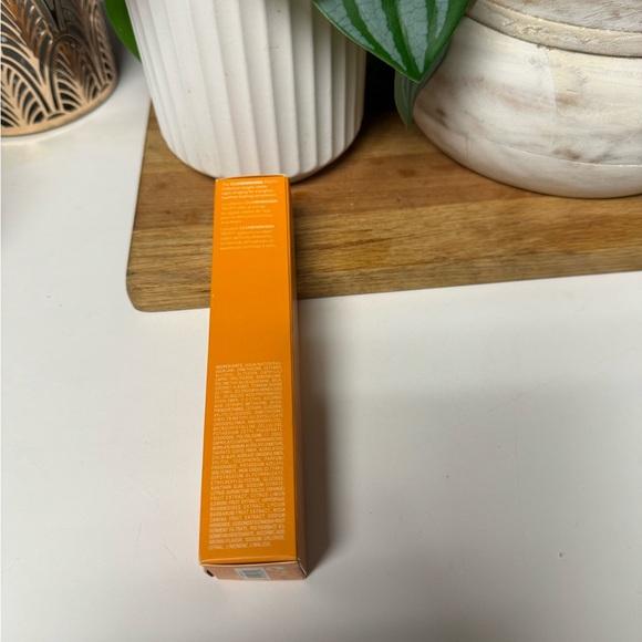 Olehenriksen-Banana Bright Face Primer NIB - Picture 4 of 4